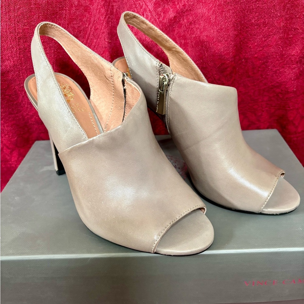 Vince Camuto Women's Tan Peep-Toe Heels